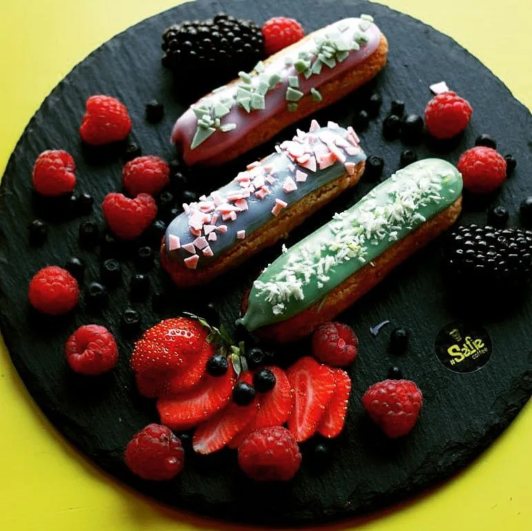 Тістечко Еклер