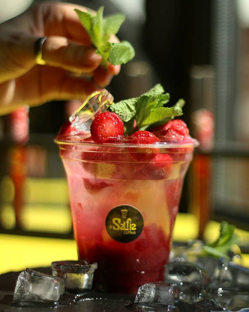 Атмосфера кондитерської Не Просто Торт